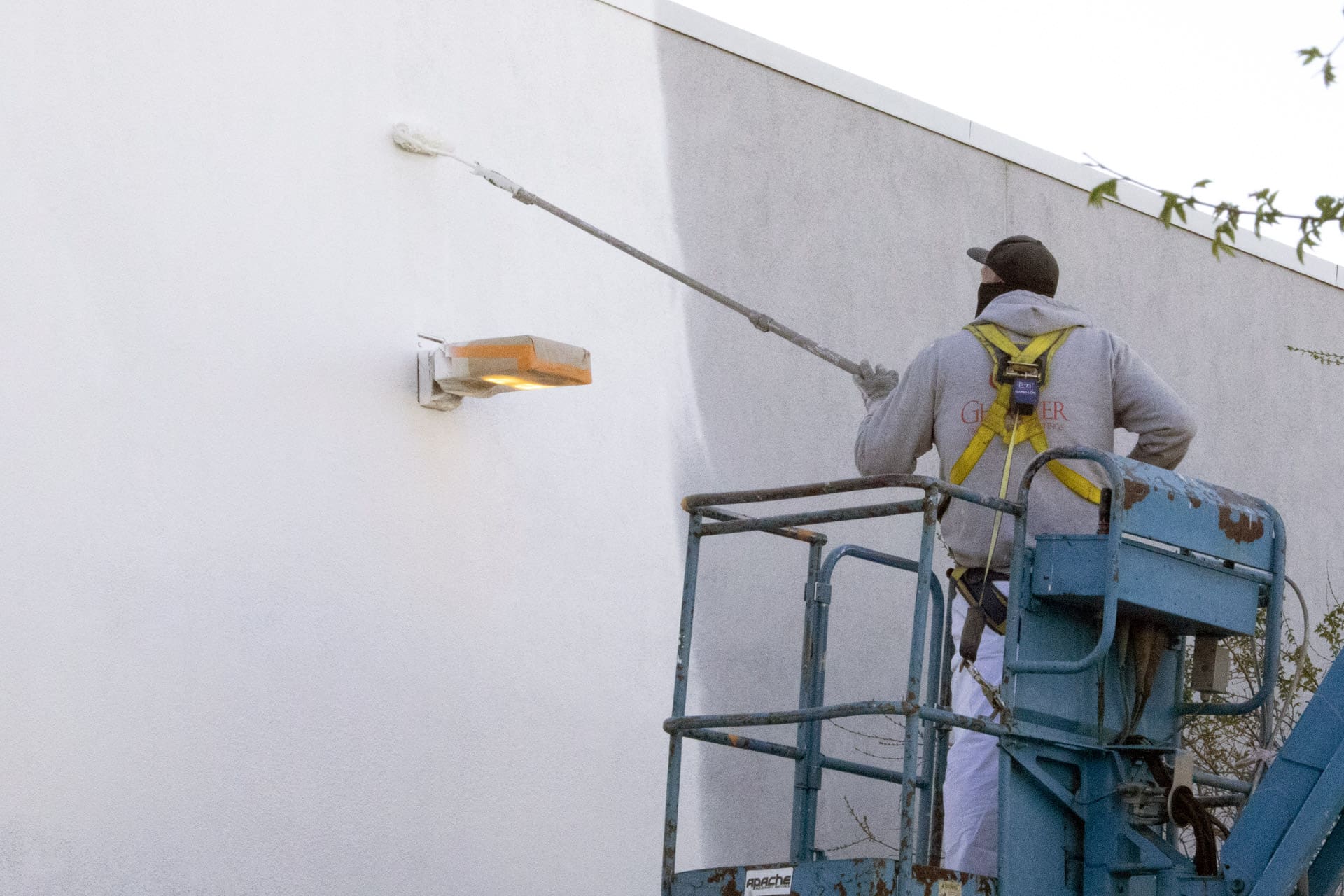 Humidity and Painting: Mastering Arizona’s Climate for Flawless Results