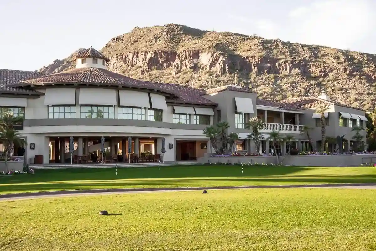 Hotel with mountain view