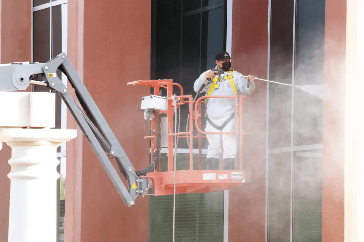 Painting a Commercial Building? Get the Best Results with Ghaster’s Expertise